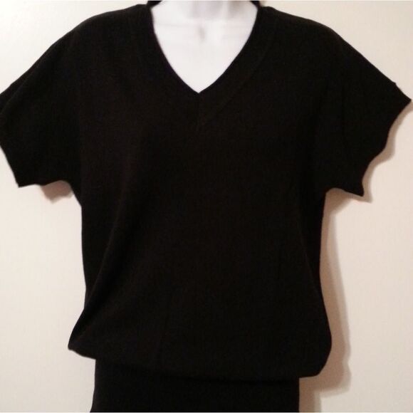 LOT of 2 Ambience Apparel Woman's Blouses - Picture 2 of 6